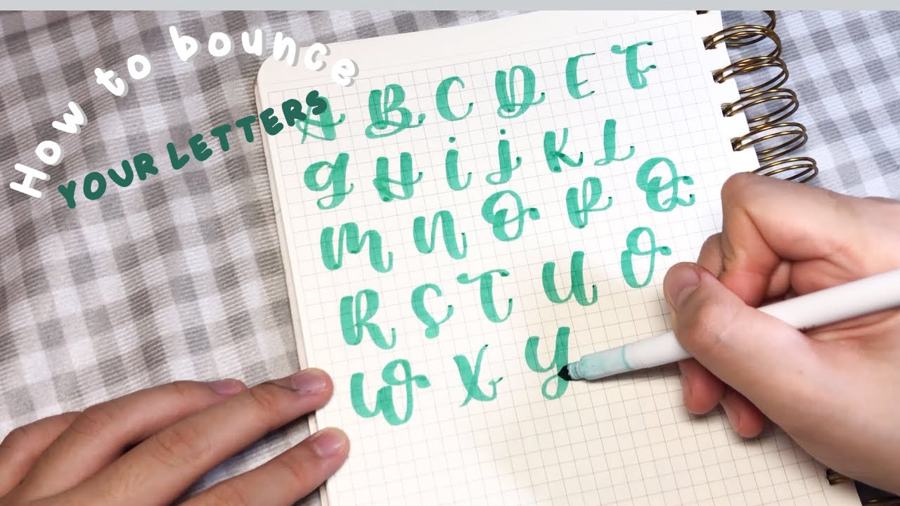 cách viết calligraphy bay bổng và bảng chữ cái tham khảo