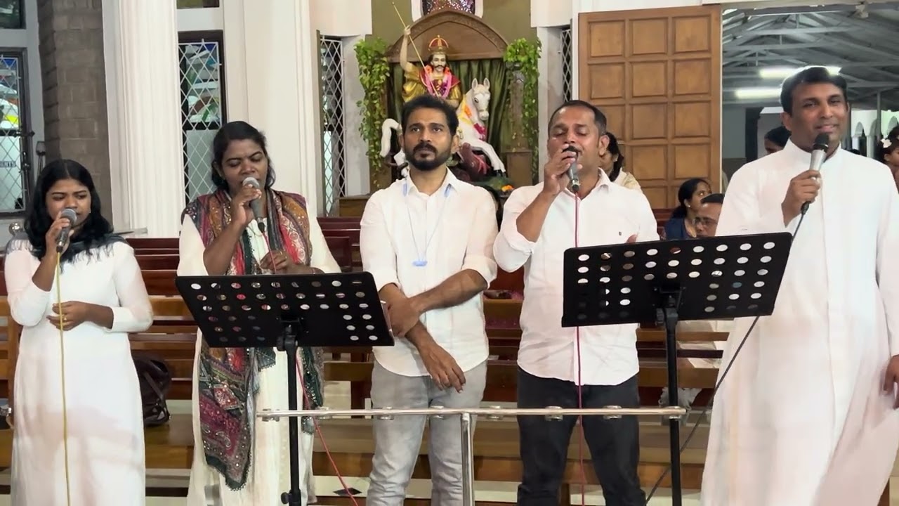 നന്ദിയോടെ ഞാൻ   ••  അങ്കമാലി ബസിലിക്കയിൽ ഫാ.ബിനോജ് മുളവരിക്കലിനോടൊപ്പം