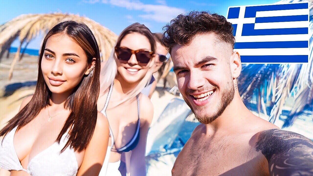 AM PLECAT IN GRECIA CU IUBITELE