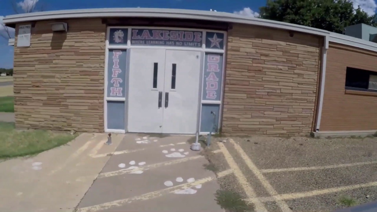 THE SCHOOLS OF PLAINVIEW TEXAS