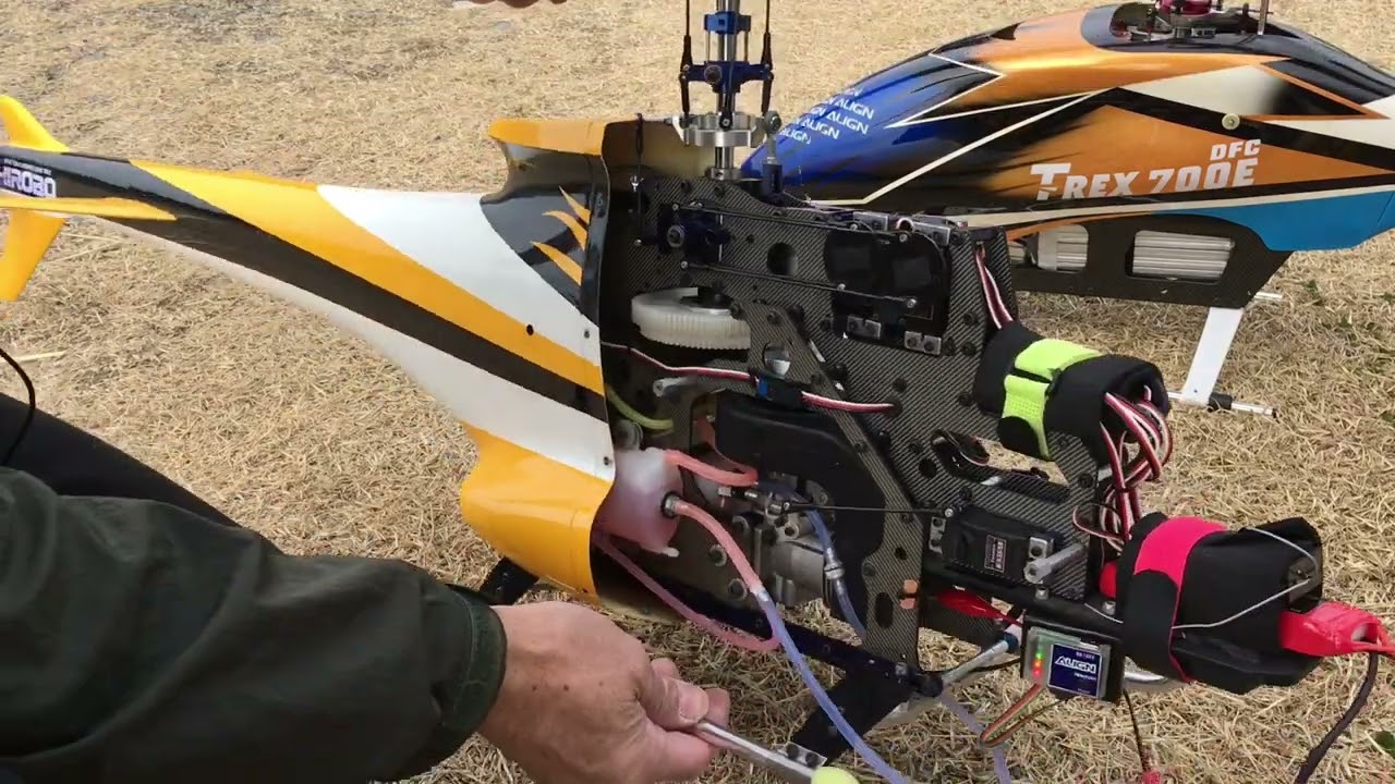 ラジコンヘリ　イーグル3 ステイシー　エンジン機　10年ぶり位？Eagle 3 Stacy engine machine for the first time in 10 years?