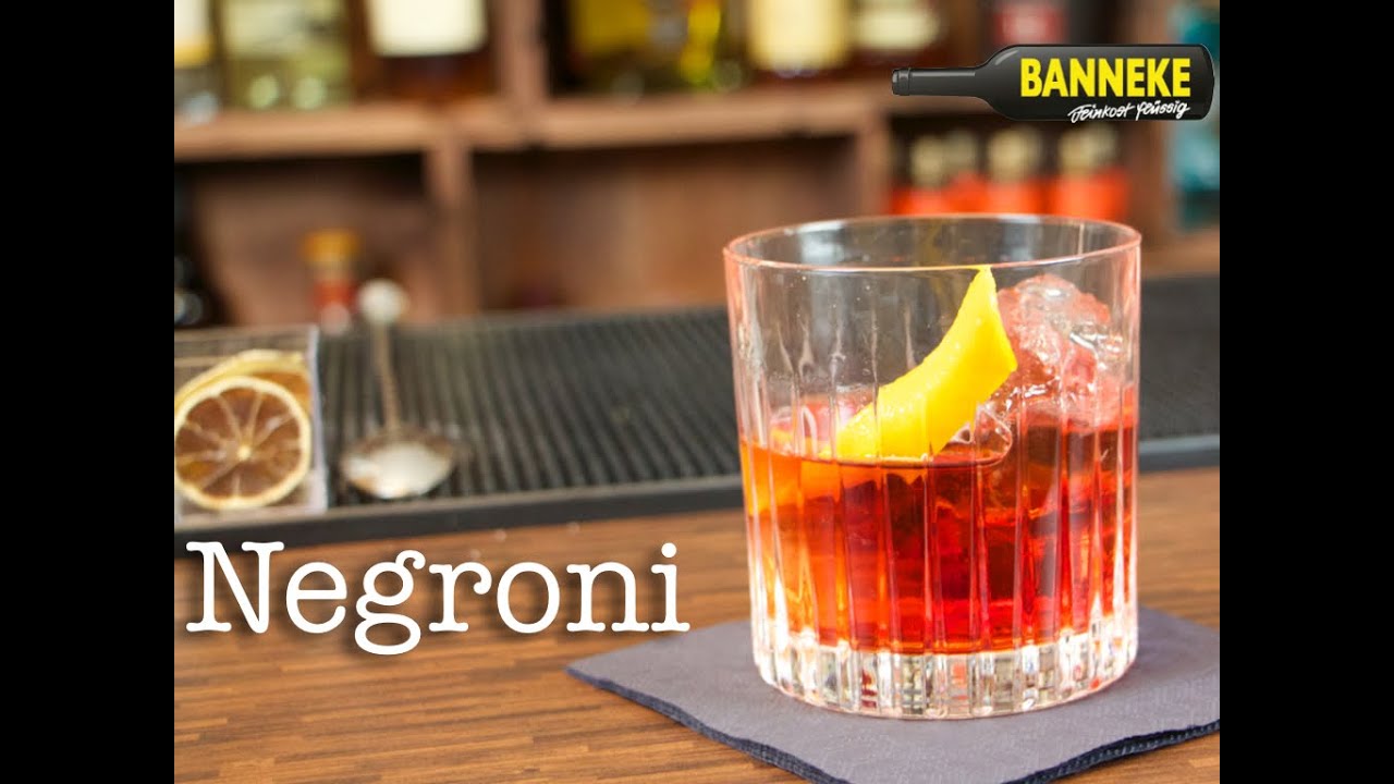 Negroni - Gin Cocktail selber mixen - Schüttelschule by Banneke