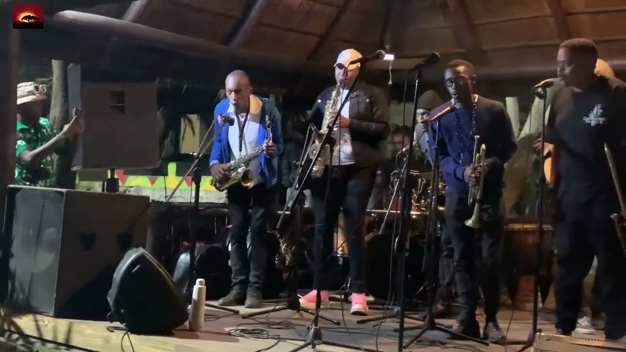 The Band (Jazz): Ha Ayo Mathata - Sawubona Music Jam Stokvel ||Lebo’s Backpackers