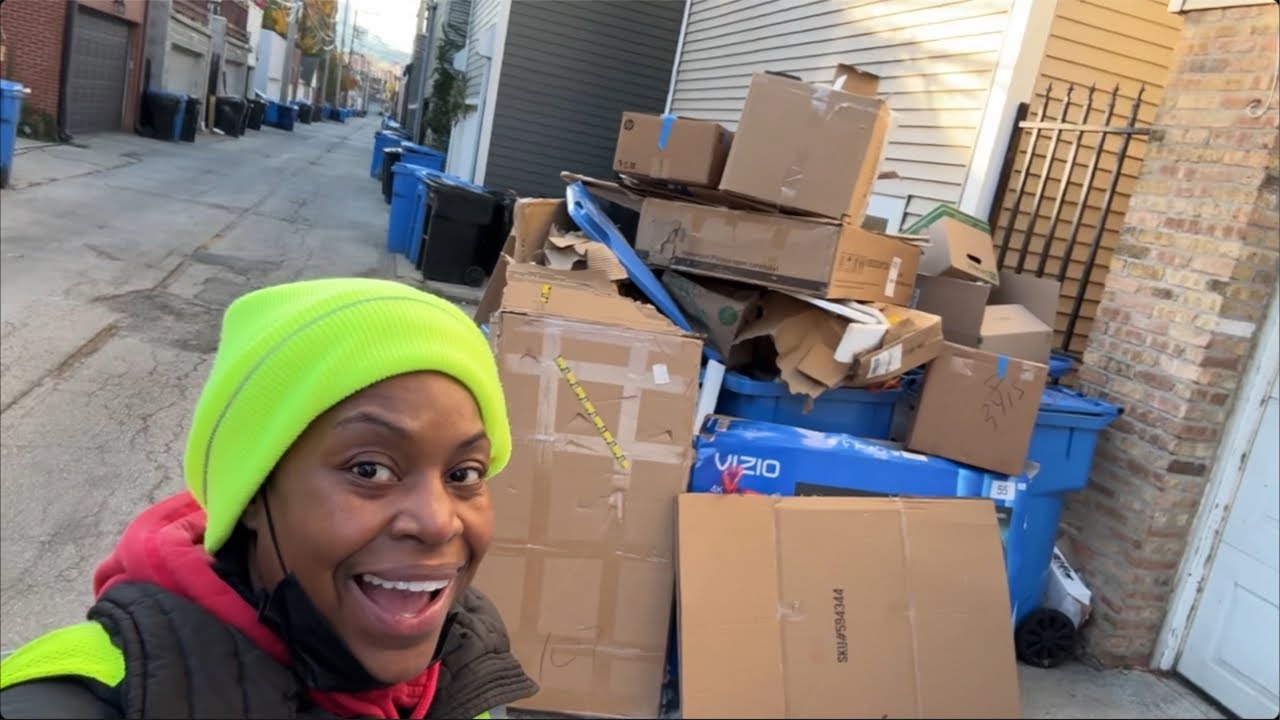 Dumpster Diving| JACKPOT!! Shocked to find what was Hiding in the Unopened Bins?🤯😱🤯