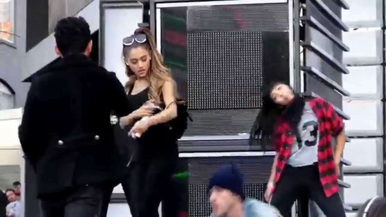 Ariana Grande MMVA Rehearsals- Problem