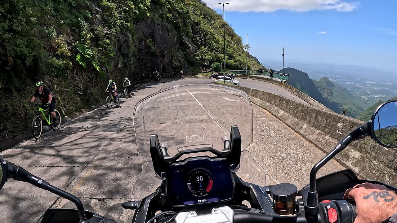 Serra do Rio do Rastro e Bar Rota 370 (Monumento Biker) - Urubici (S.C.)