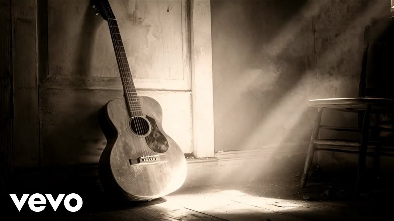Morgan Luna - Mud on My Name (Official Music Video)