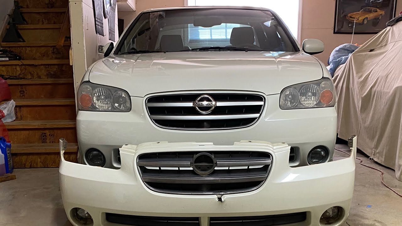 Накладка на передний бампер для Nissan Maxima. Бамперы, которые работают отлично.