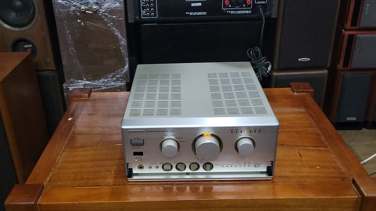 Amply onkyo A 922M ghép loa bookshelf nghe nhạc thì hay lắm.giá 2.8tr lh 0868943944 & 0913286813