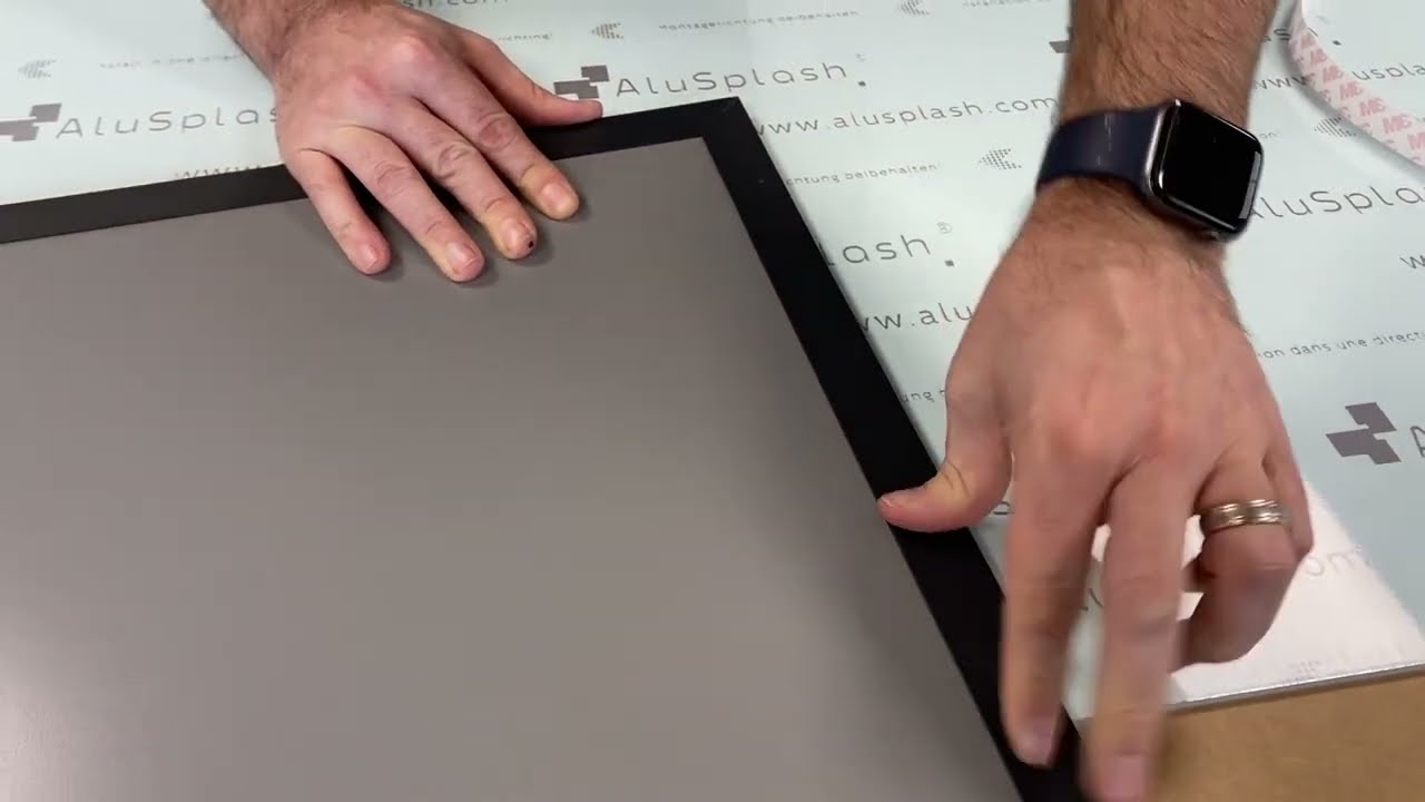 AluSplash Installation Top Tips | 9. How to edge a corner profile