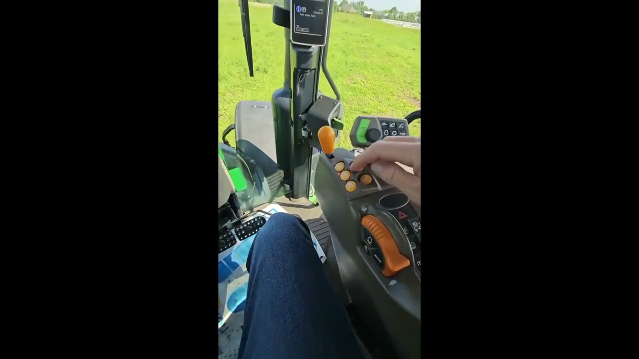 2018 JOHN DEERE 5090R For Sale