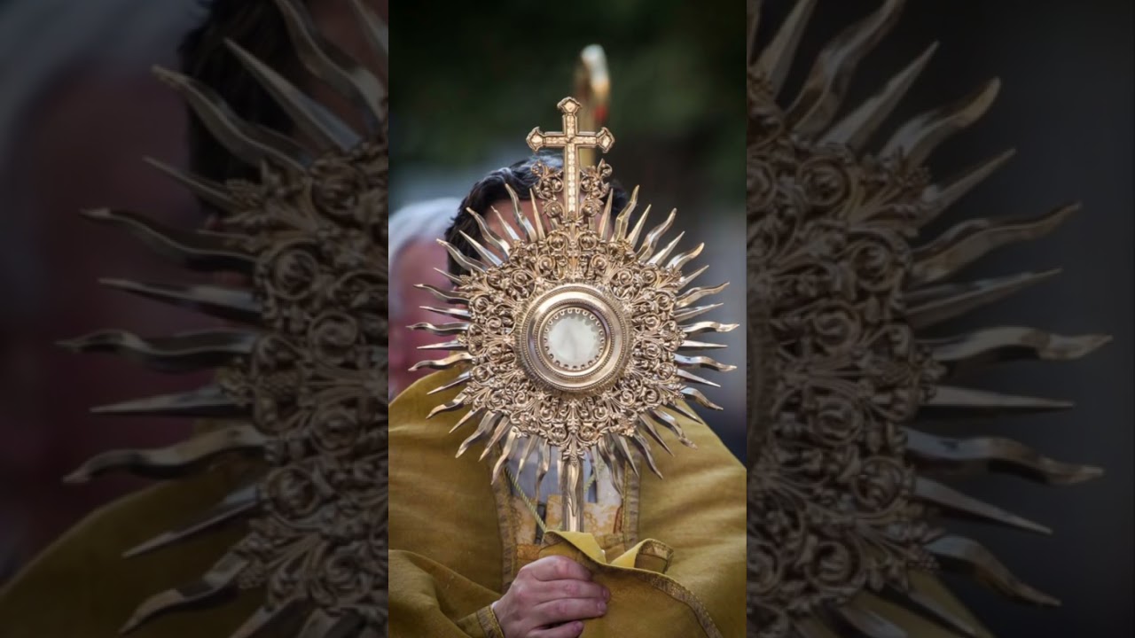 Jueves de Corpus Cristhi #corpuschristi #ladiestradelse&ntilde;or #cat&oacute;licosdelmundo