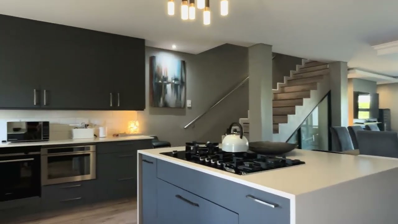 A Beautifully Renovated Pearl Valley Golf Lodge