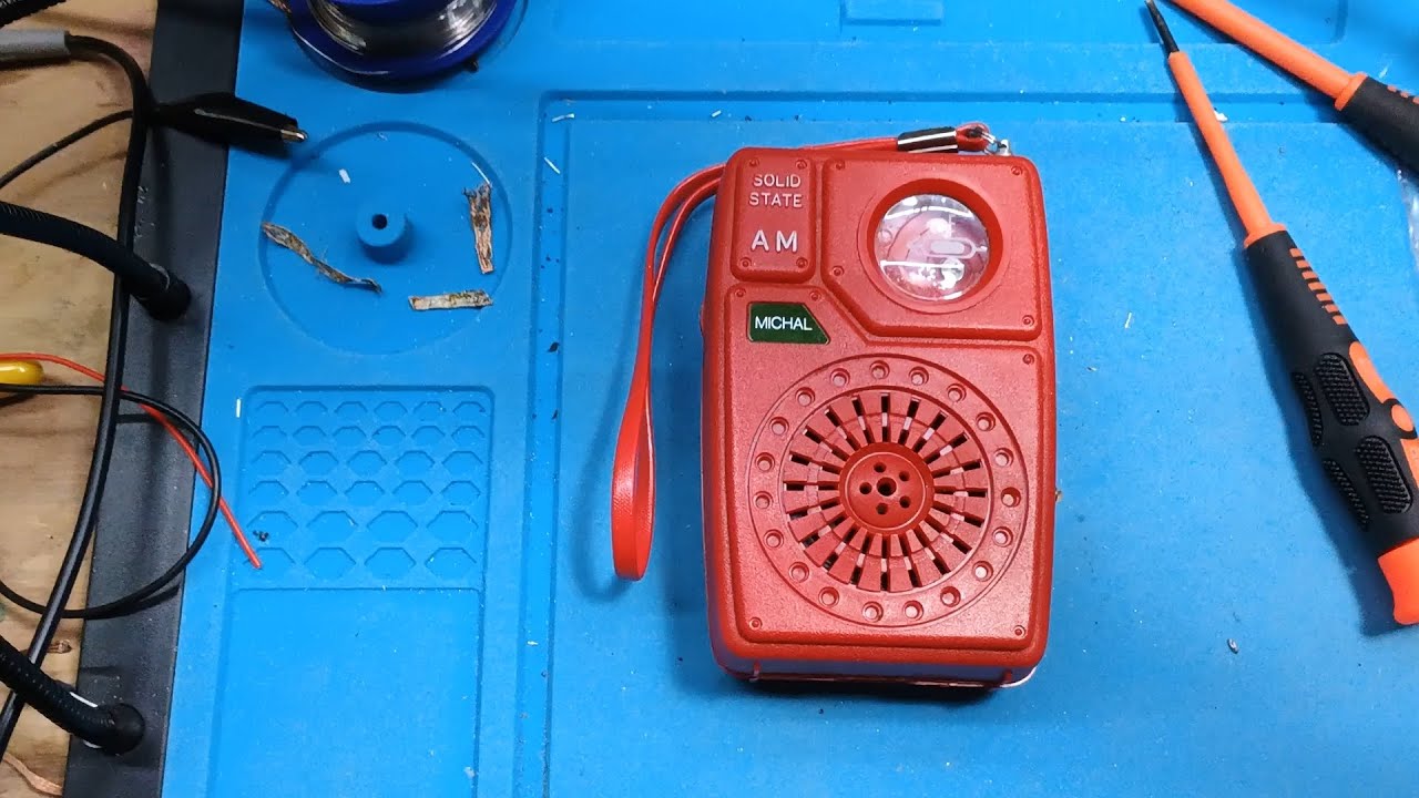 Michal MP-110 Transistor Radio Repair and Testing High Gain Transistors