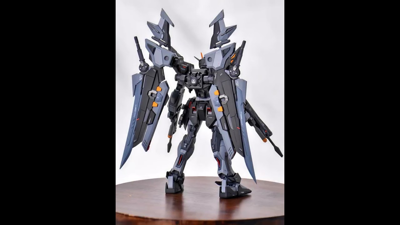 Gundam Strike Noir #gundam #gunpla #gunplacustom #gunplabuilder #shorts #gundamseed