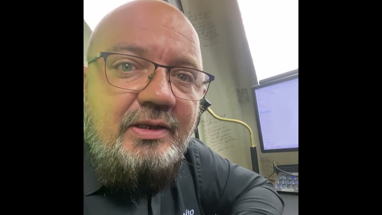 TRUDNE pytania z test&oacute;w na prawo jazdy! Wytłumaczę Ci te najbardziej podchwytliwe