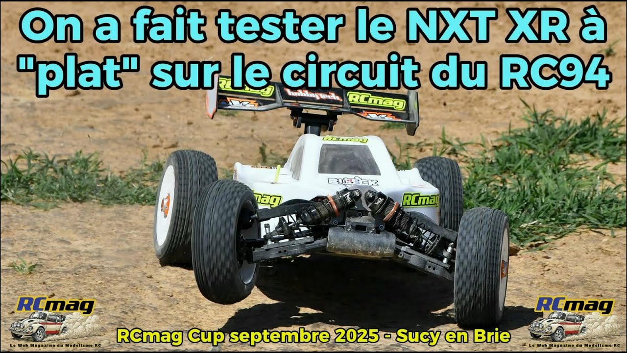 On fait tester à des pilotes le buggy brushless NXT XR à plat sur le circuit du RC94 de Sucy en Brie