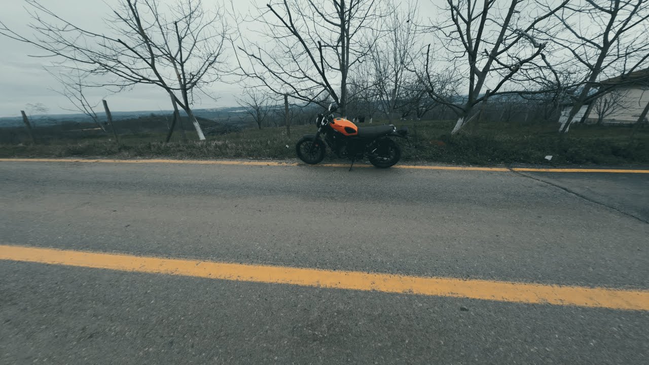 Dodging City Traffic on Back Roads | Honda CL250 | Raw Ride