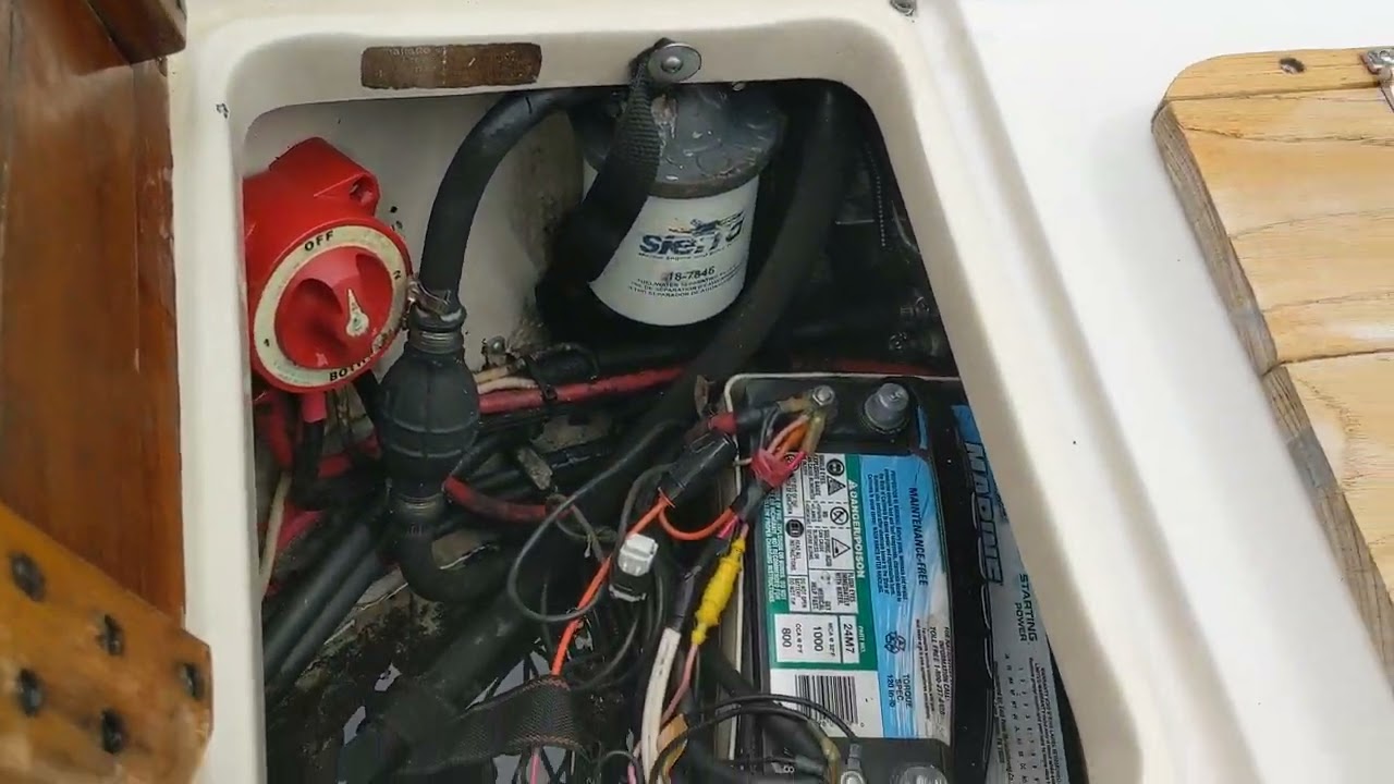 Boston Whaler 22 Outrage with Whaler Drive