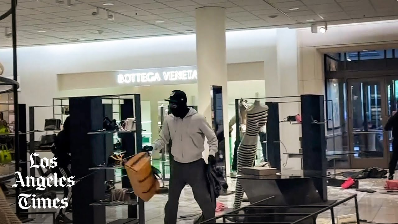 $100k Worth Of Items Stolen In ‘Flash Rob’ At Nordstrom Topanga California