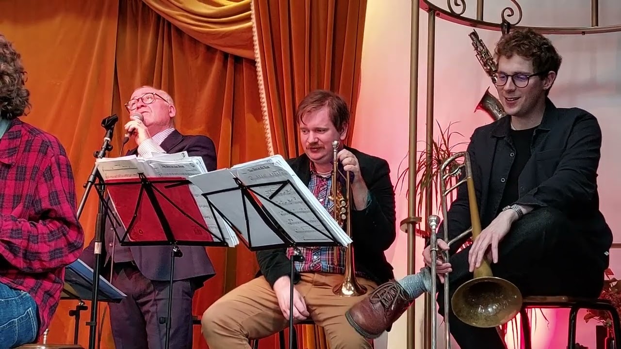 Enrico Tomasso sings! 'How Deep is the Ocean?' 3rd March 2024 at Jamboree, Kings Cross, London