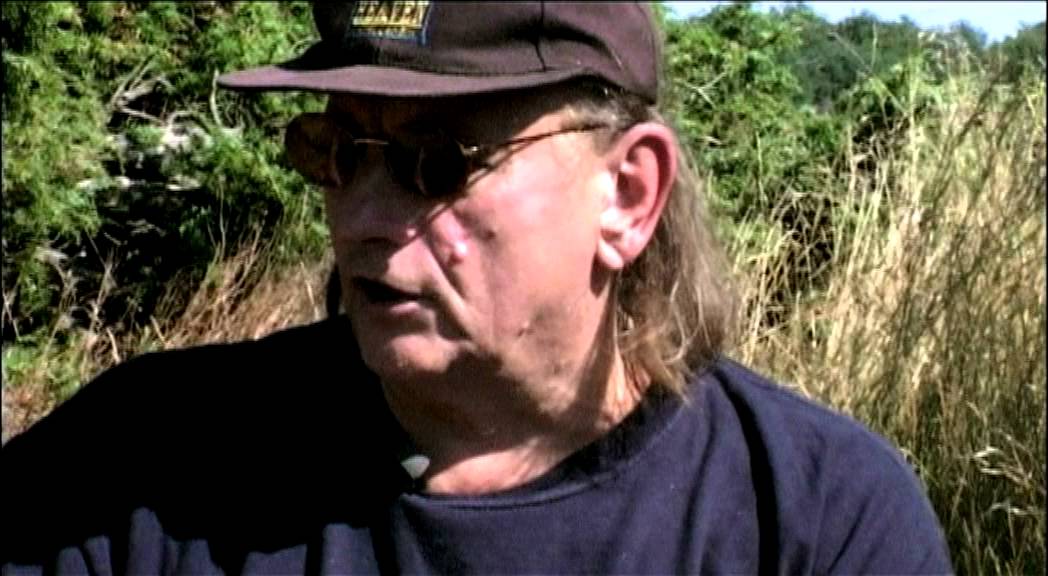 Harry Muskee over zijn grote voorbeeld (fragment documentaire Cuby + Blizzards - 40 jaar de blues)