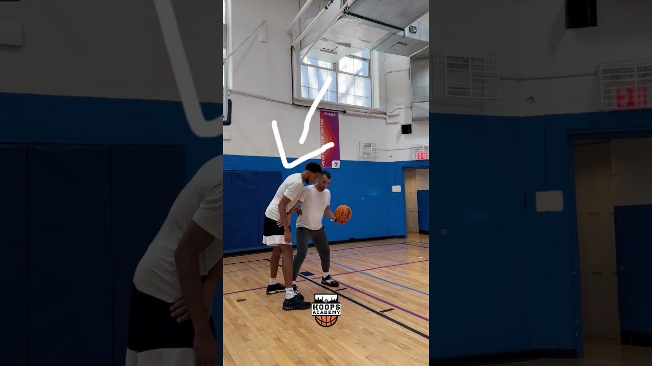 Post moves for big man, simple read and react and utilize pivot. #youthbasketball #basketball #nyc