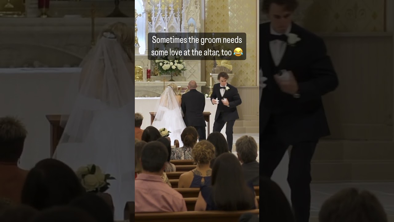 Brides reaction to groomsmen prank! 😂 #funnyweddingmoments #groomsmenprank #funwedding #bestwedding