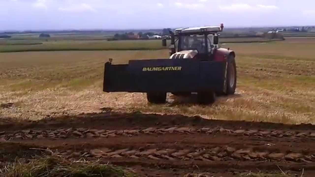 Teleskop-Maisschild im Härtetest mit Steyr CVT 6195