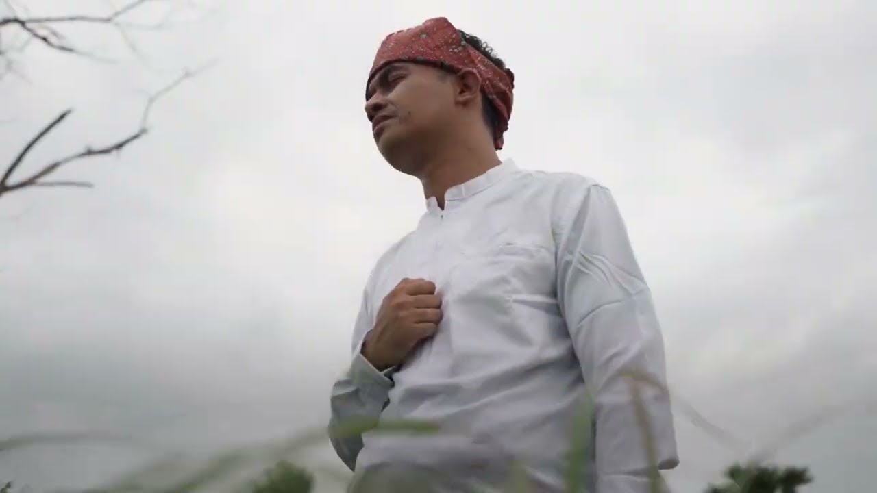 Faisal Resi - Memeluk Doa (Official Music Video)