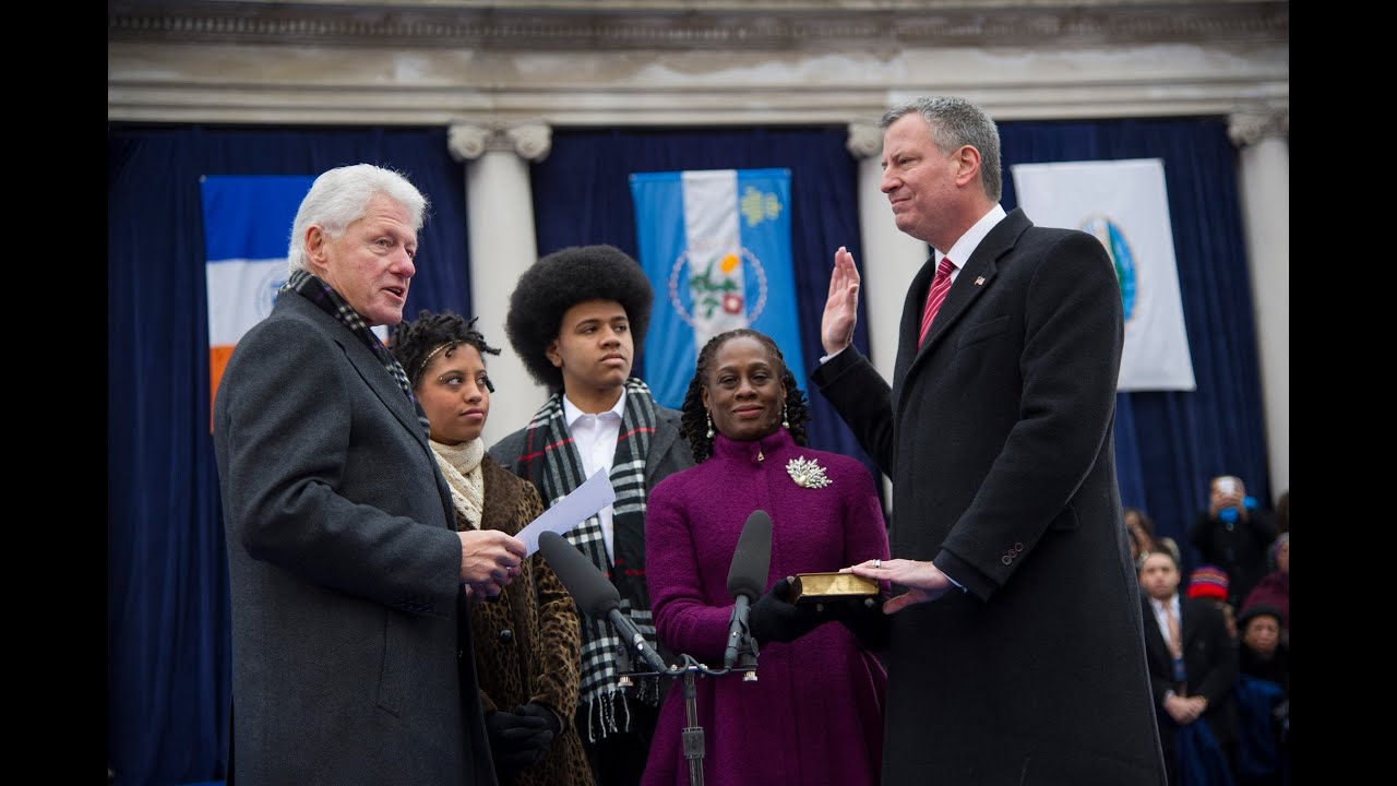 President Bill Clinton Swears in Bill de Blasio as Mayor of New York City