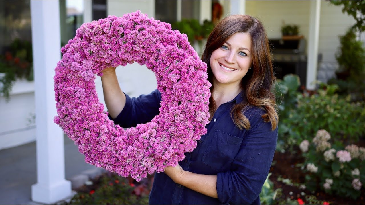 DIY Pink Gomphrena Wreath! 💗🥰// Garden Answer