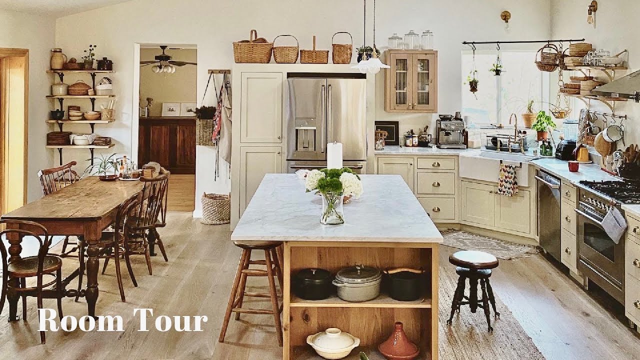 SUB[Room Tour] California Country House Living with 11 Chickens