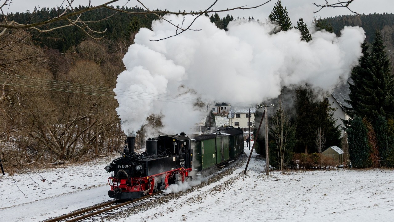 Winterzauber im Erzgebirge - Mit der Preßnitztalbahn von Steinbach nach Jöhstadt