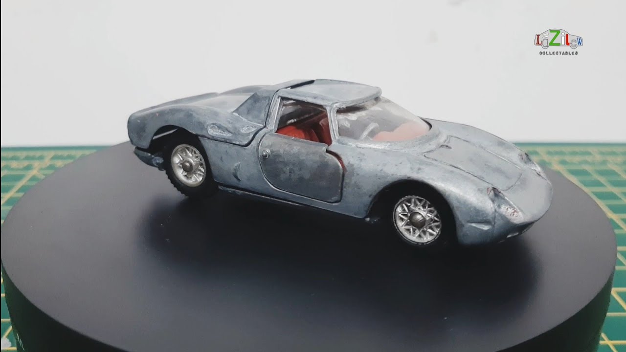 Реставрированная модель Ferrari 250 LM Le Mans из литого металла, произведена в Италии компанией ...