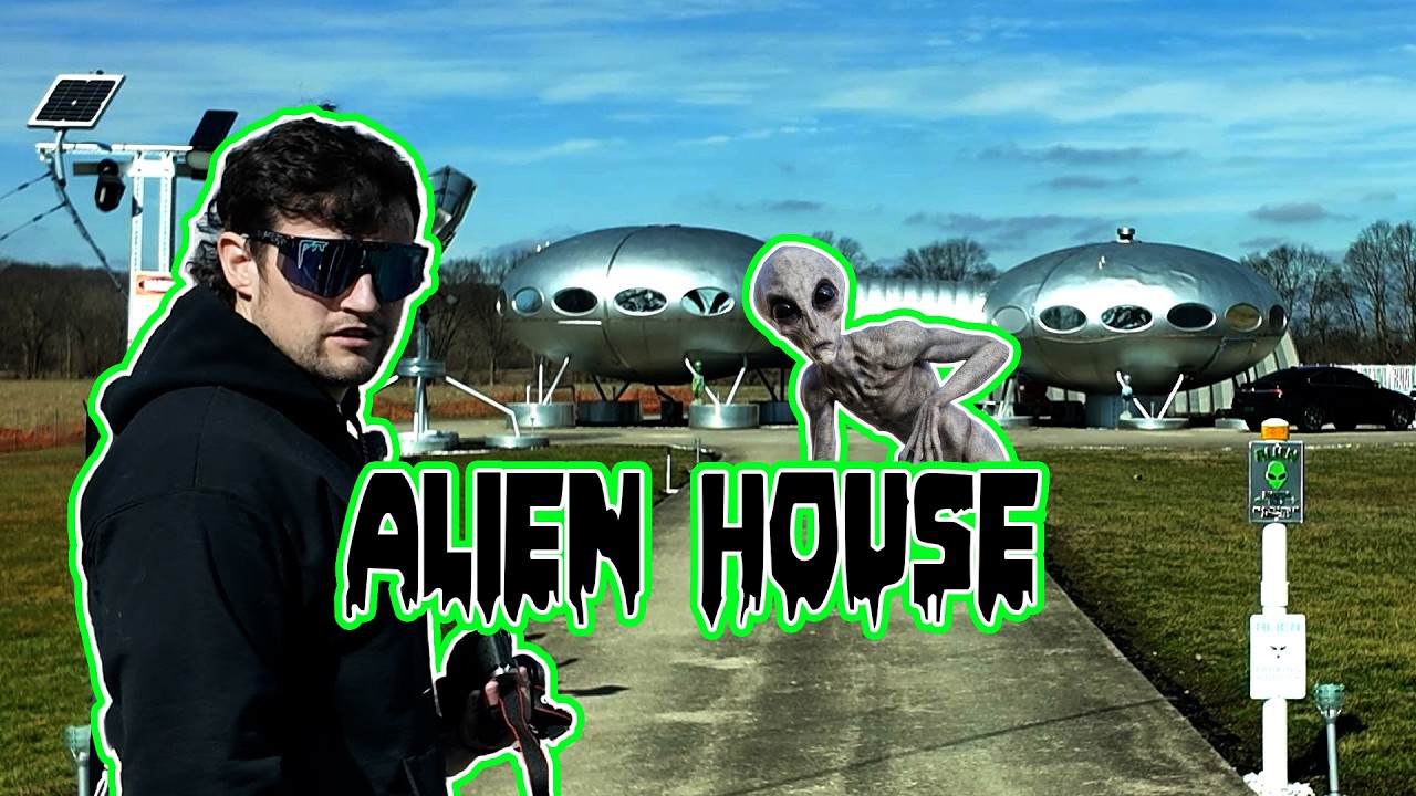 Aliens live here. UFO House In Dayton, Ohio