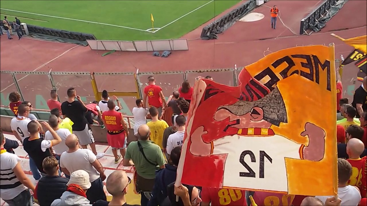 cori anti catania da parte dei tifosi del MESSINA