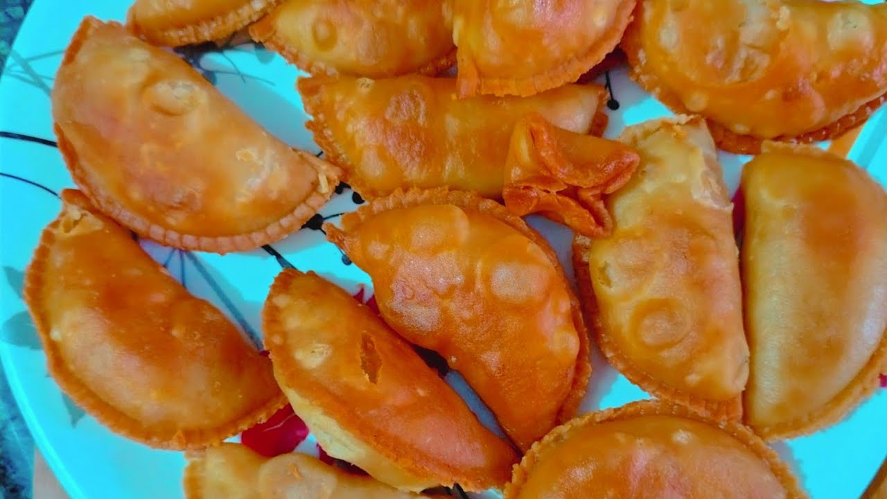 Radha Krishna kitchen vlog. Unique gujiya # shorts viral videos 