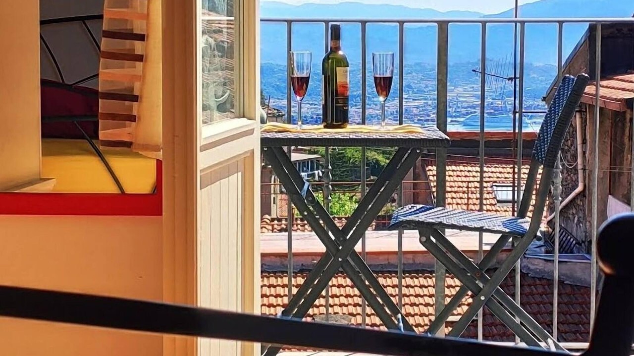 Pietra Di Mare Guest House, La Spezia, Italy | Travel With Divya