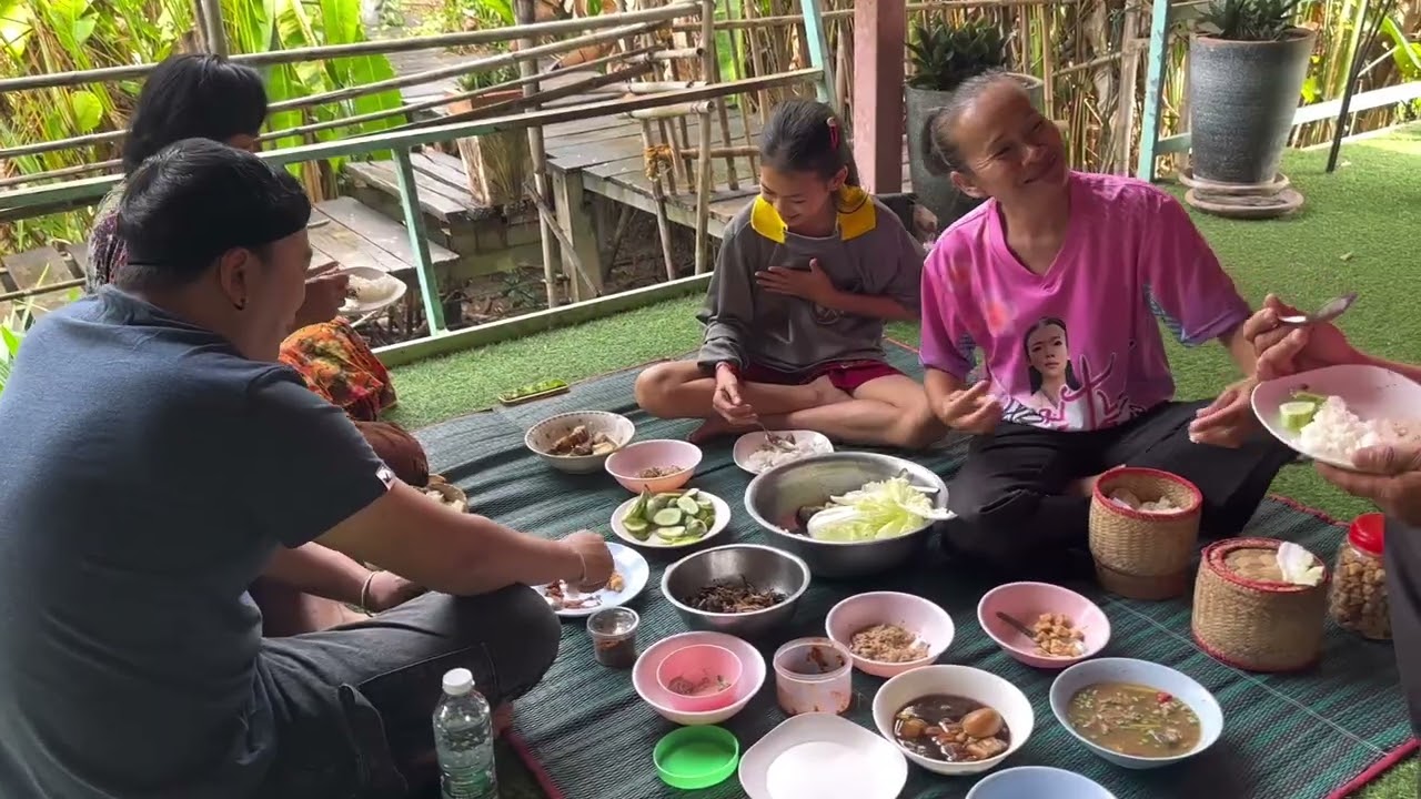 มาดูสิ่งนี้ที่ธิดาลาวทำ