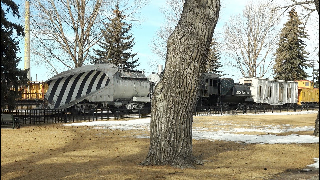 Driving tour of Laramie Wyoming.  Valentines day 2023