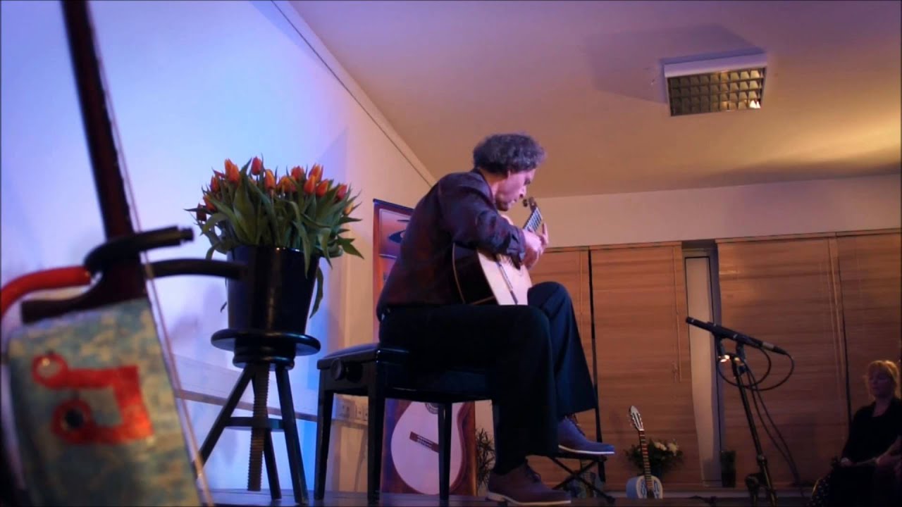 Roland Dyens - Pixinguinha: Carinhoso