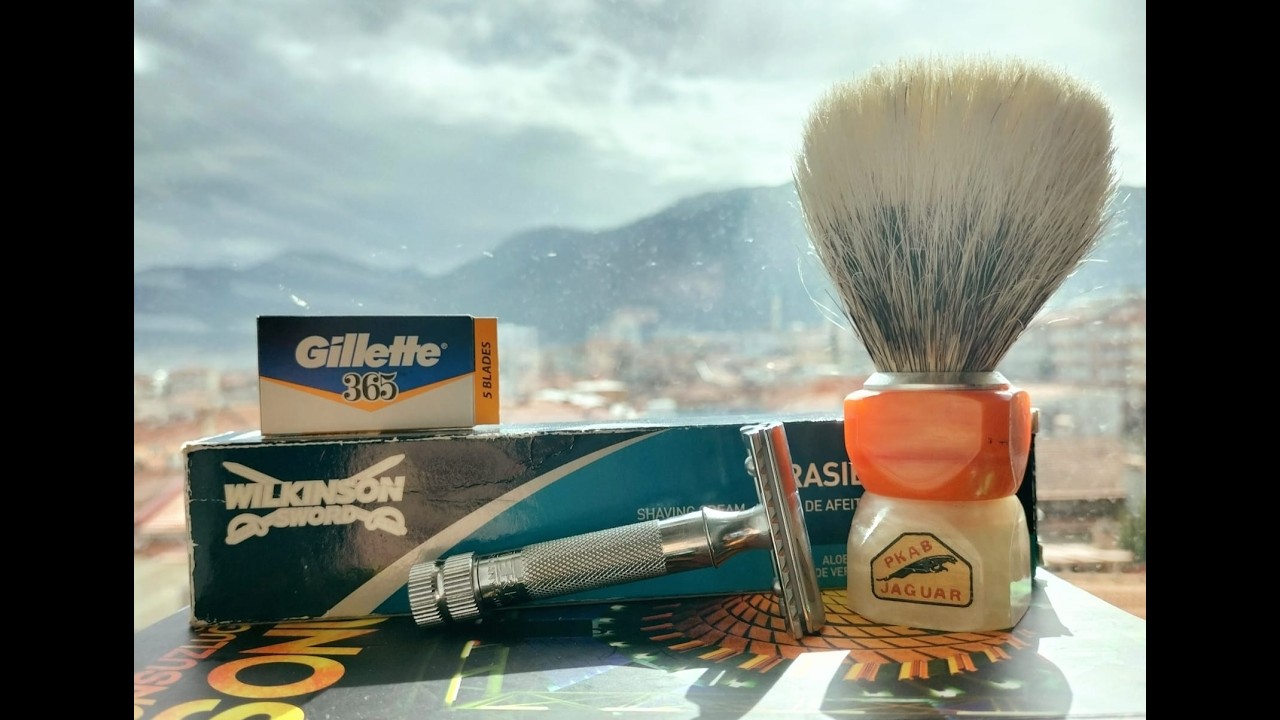 35 Yıllık Jaguar Fırça ve Wilkinson Sword Tıraş Kremini Deniyoruz!