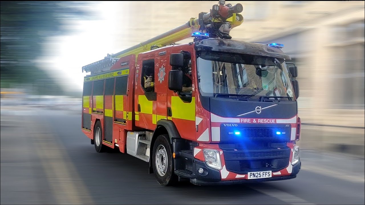[BRAND NEW/FIRST CATCH] Volvo Scorpion turnout/responding/on scene- Lancashire Fire and Rescue