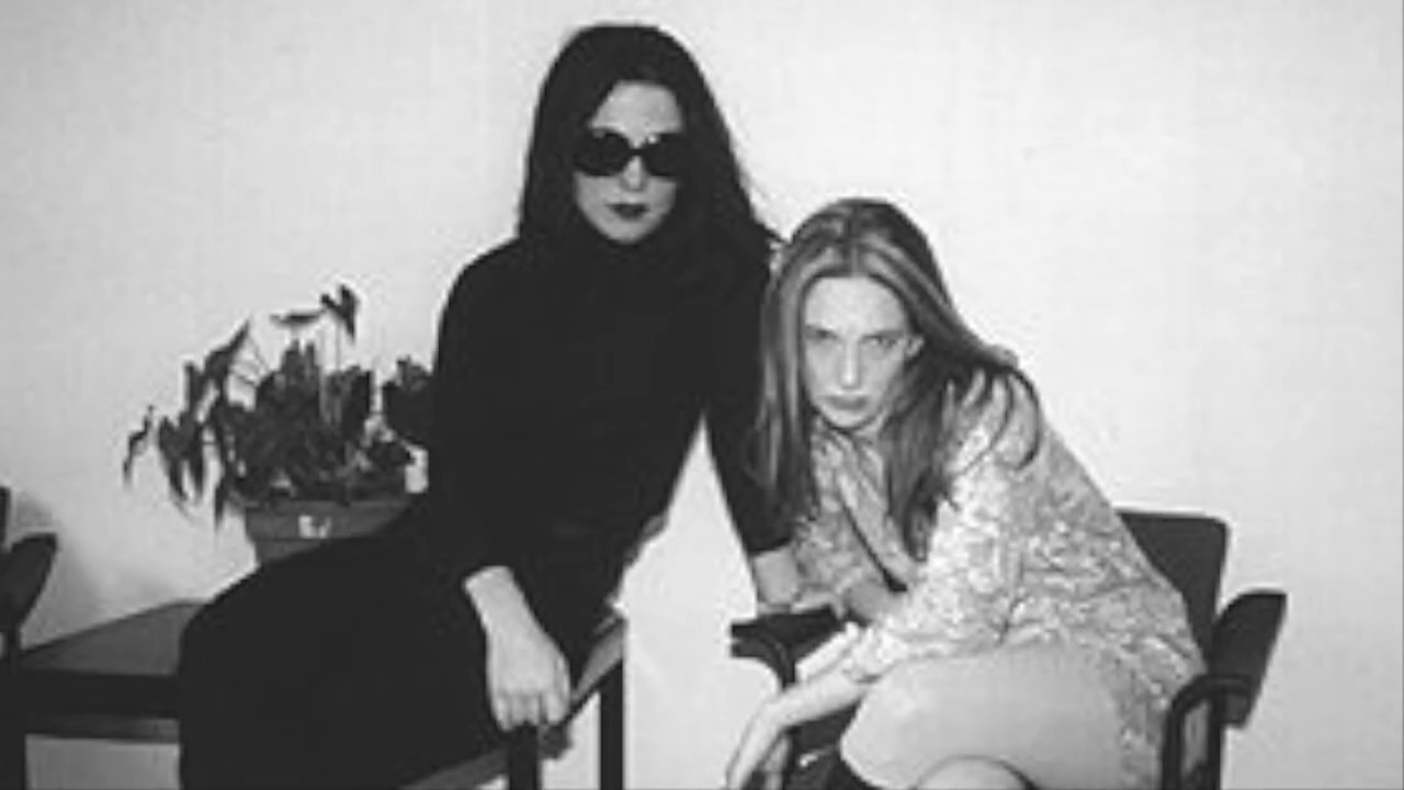 Veruca Salt - Shimmer Like A Girl (Live Acoustic) 1997
