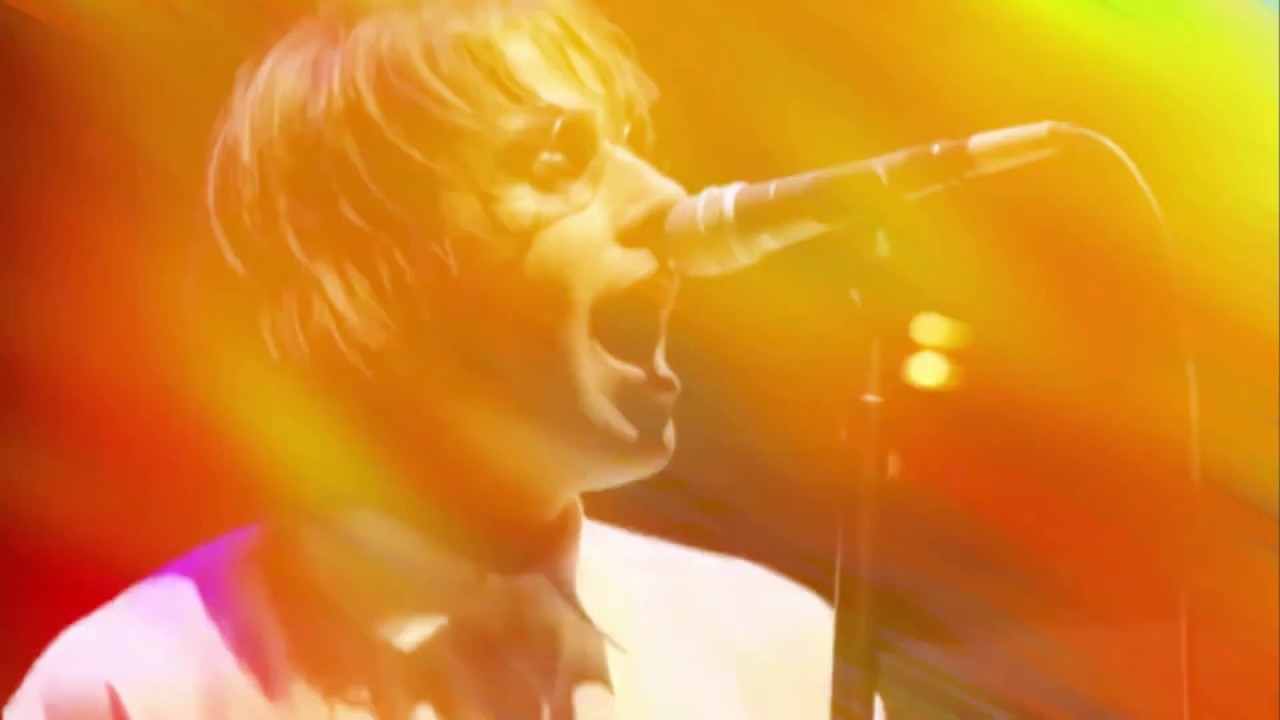 Oasis - Slide Away (Live at Knebworth)