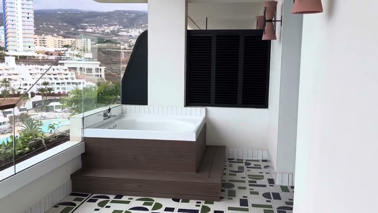 H10 Atlantic Sunset, Privilege suite