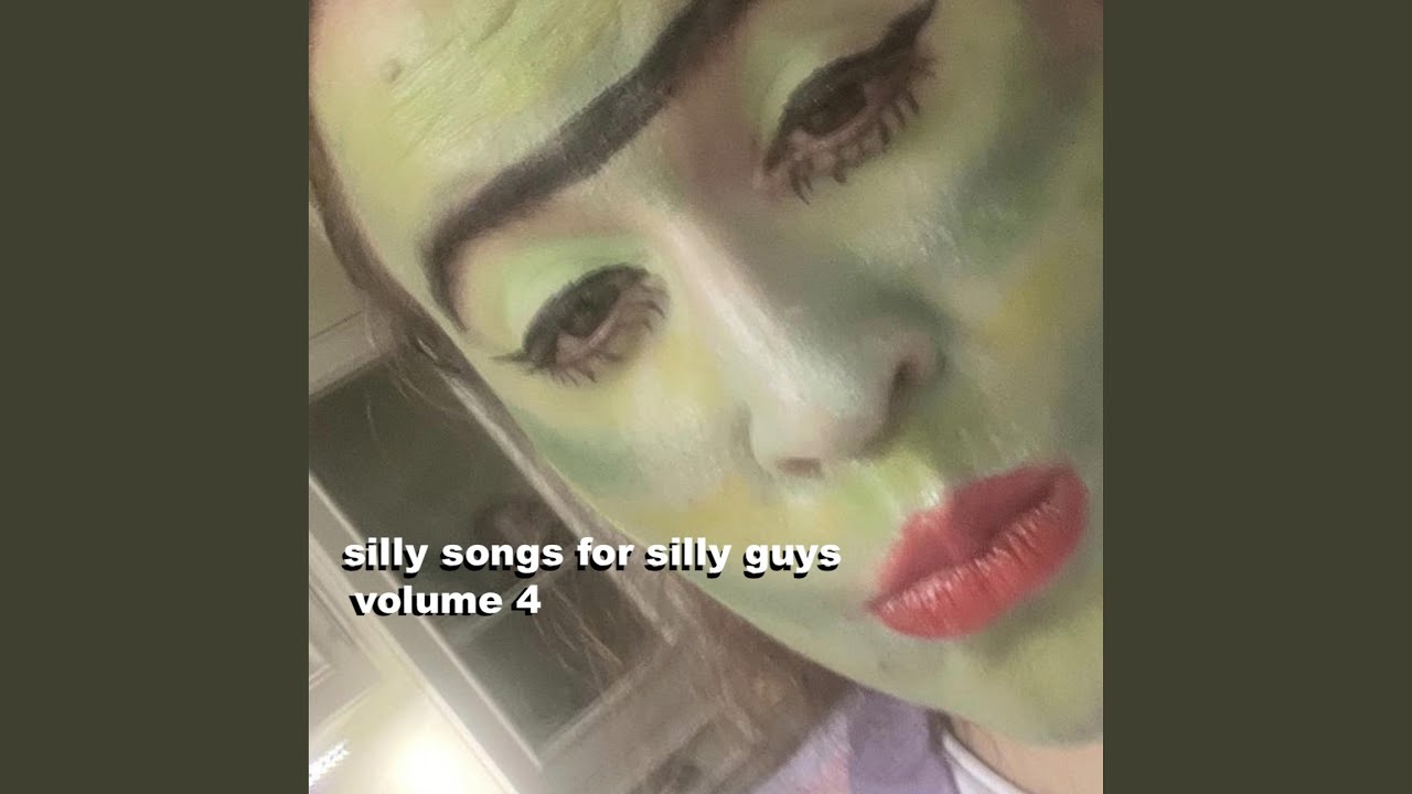 alien and girl duet once and then he leaves