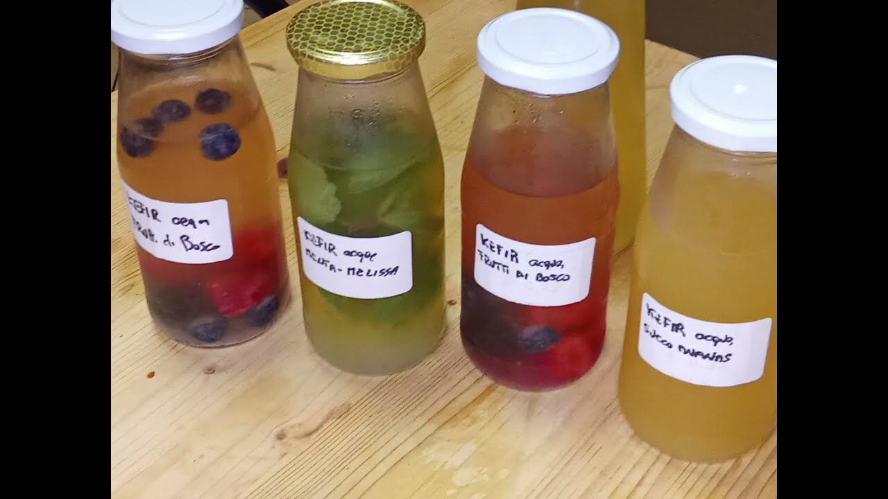 PREPARO IL KEFIR d'acqua , antica bevanda probiotica, 1° e 2° fermentazione.