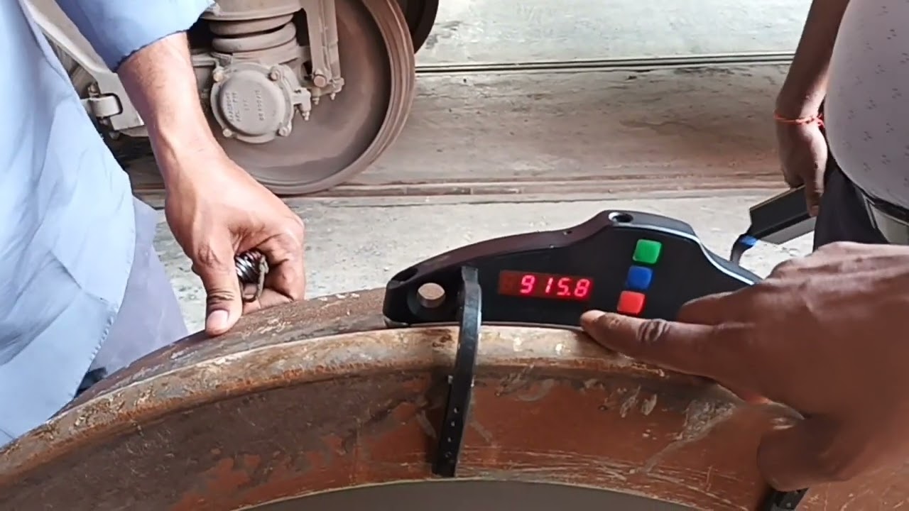 Wheel diameter gauge